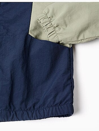 Parka de nylon con capucha