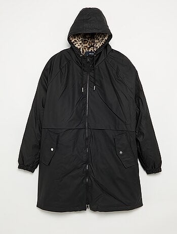 Parka engomada forrada con capucha