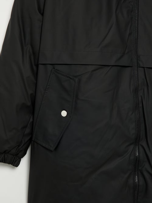Parka engomada forrada con capucha - Kiabi Parka engomada forrada con capucha - Kiabi