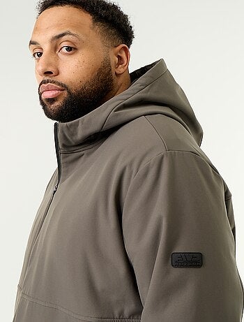 Parka forrada con capucha