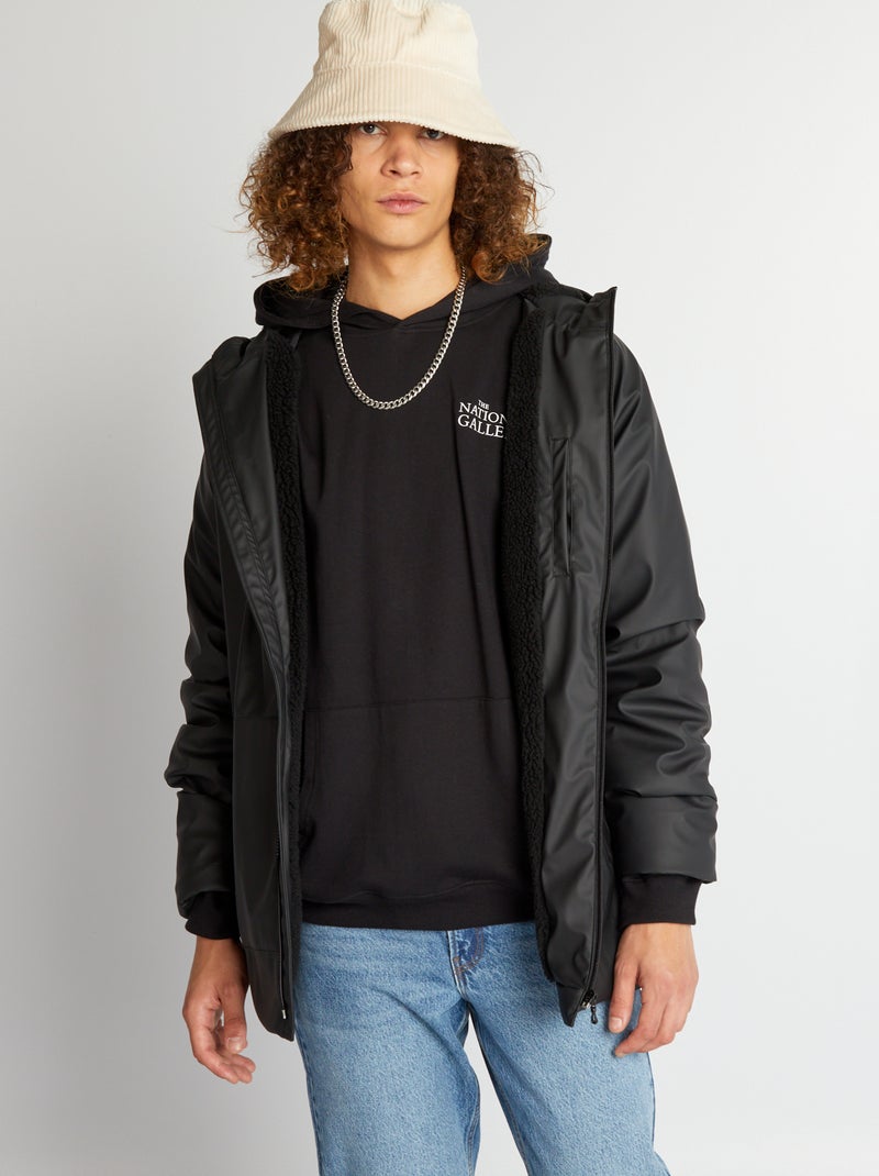 Parka hidrófuga con capucha de borreguito negro - Kiabi