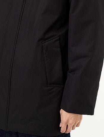 Parka hidrófuga con capucha