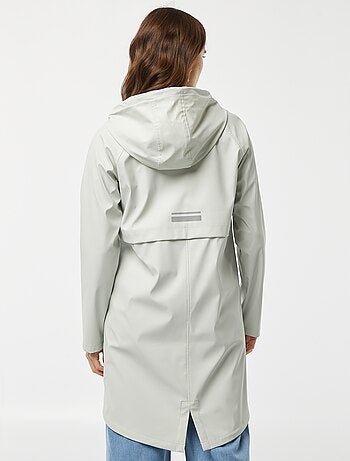 Parka impermeable con capucha