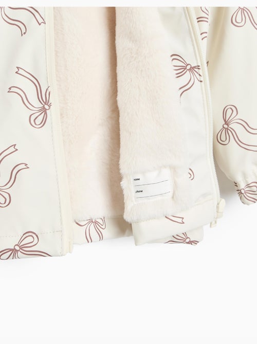 Parka impermeable con capucha, mo fashion - Kiabi Parka impermeable con capucha, mo fashion - Kiabi