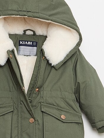 Parka impermeable con capucha
