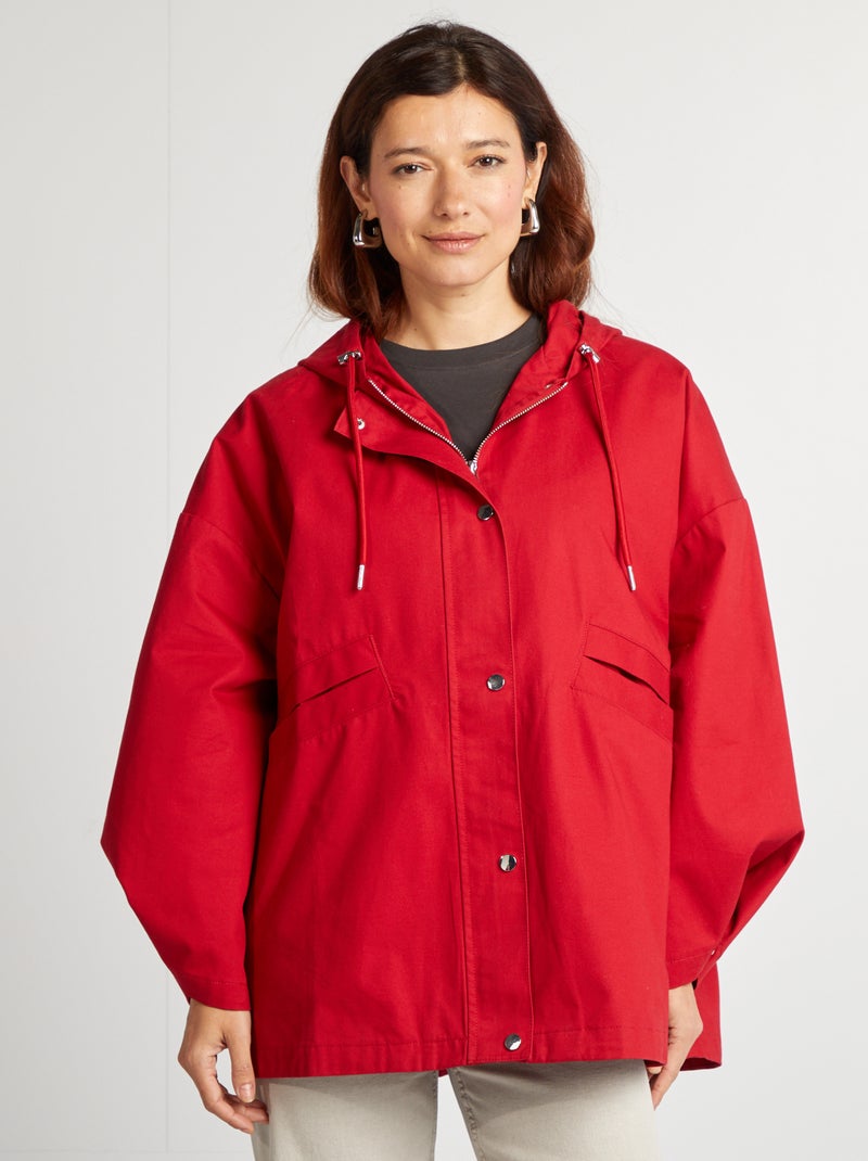 Parka impermeable oversize con capucha rojo - Kiabi