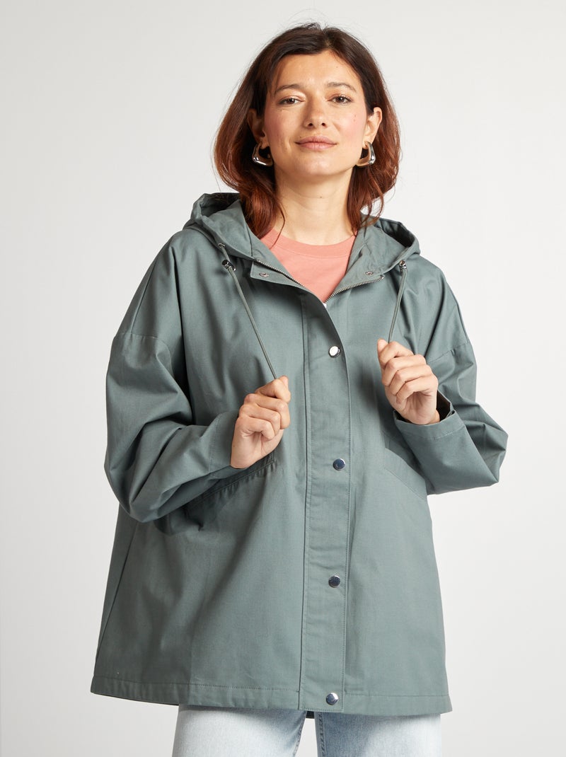 Parka impermeable oversize con capucha VERDE - Kiabi