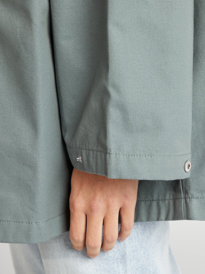 Parka impermeable oversize con capucha VERDE - Kiabi