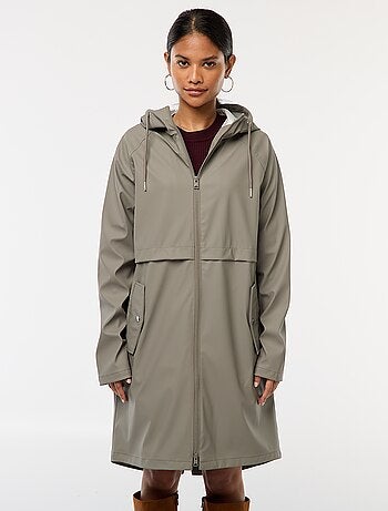 Parka larga hidrófuga con capucha