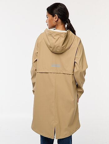Parka larga hidrófuga con capucha