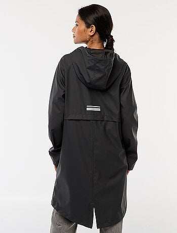 Parka larga hidrófuga con capucha
