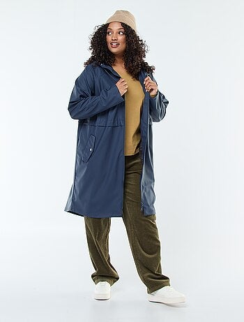 Parka larga impermeable con detalles reflectantes