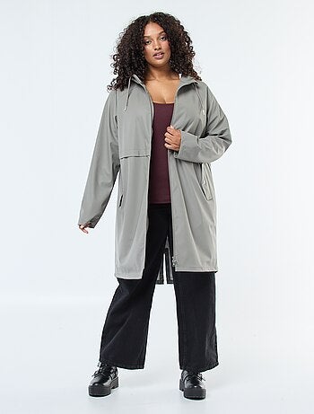 Parka larga impermeable con detalles reflectantes