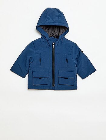 Parka ligera con capucha