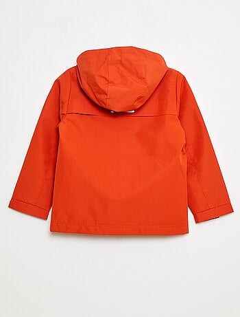 Parka ligera con capucha
