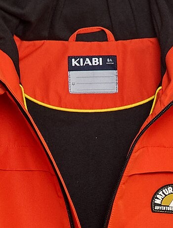 Parka ligera con capucha
