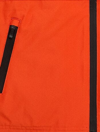 Parka ligera con capucha
