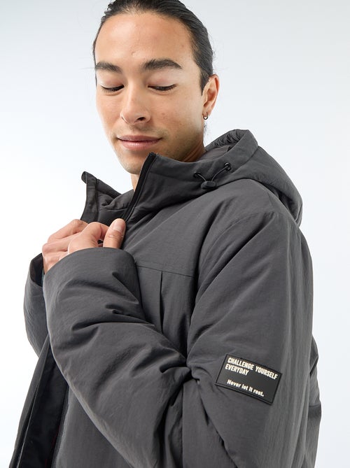 Parka ligera con capucha repelente al agua - Kiabi