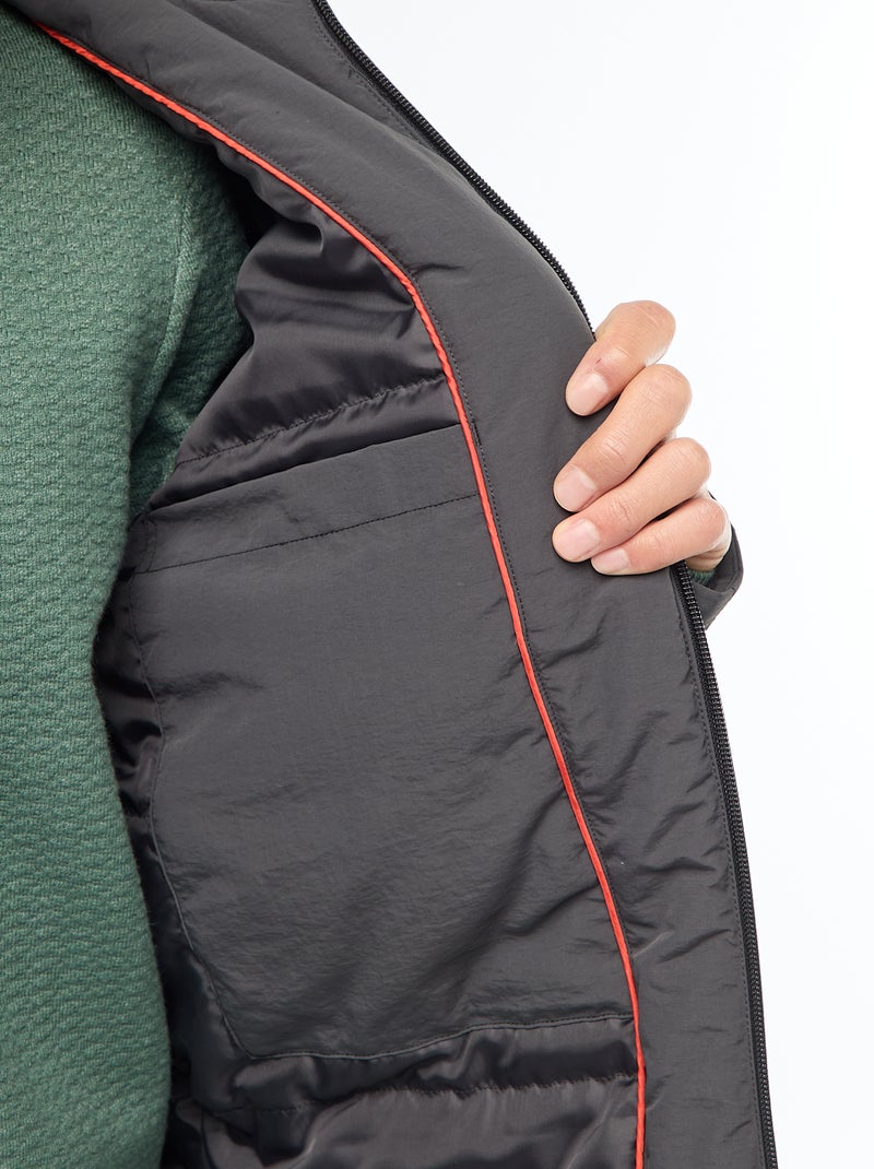 Parka ligera con capucha repelente al agua Negro - Kiabi