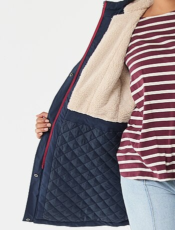 Parka repelente al agua con capucha efecto borreguito