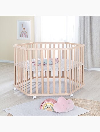 Parque infantil hexagonal minimalista en madera maciza Lil Planet Roba