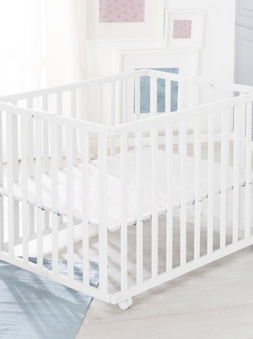 Parque plegable rectangular con ruedas con freno - ROBA - Kiabi