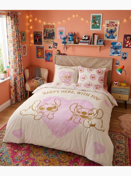 Parure de Lit double Stitch et Angel Rose, Textile Oeko-Tex, Lit 2 places - Kiabi Parure de Lit double Stitch et Angel Rose, Textile Oeko-Tex, Lit 2 places - Kiabi
