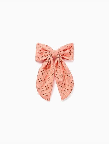 Pasador con lazo en bordado inglés