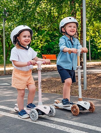 Patinete infantil LIONELO Jessy - Ruedas iluminadas - 3 ruedas - Altura ajustable