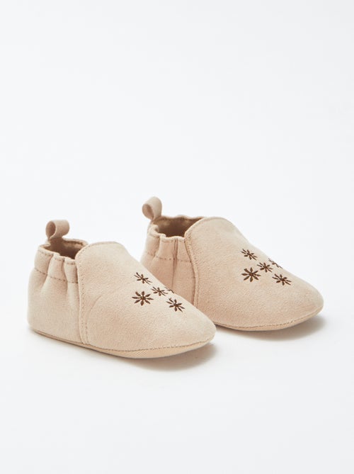 Patucos bordados de antelina - Kiabi