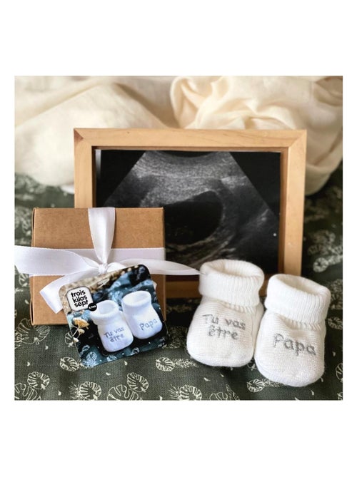 Patucos de nacimiento para anunciar el embarazo - Kiabi