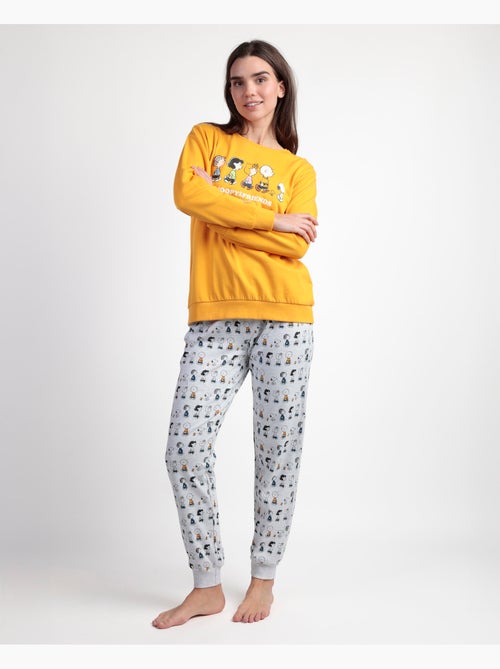 PEANUTS Pijama Manga Larga Felpa Snoopy&Friends para Mujer - Kiabi PEANUTS Pijama Manga Larga Felpa Snoopy&Friends para Mujer - Kiabi