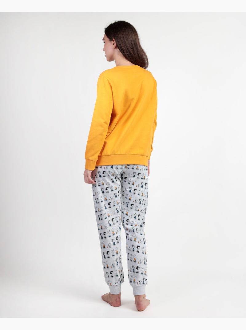 PEANUTS Pijama Manga Larga Felpa Snoopy&Friends para Mujer Mostaza - Kiabi