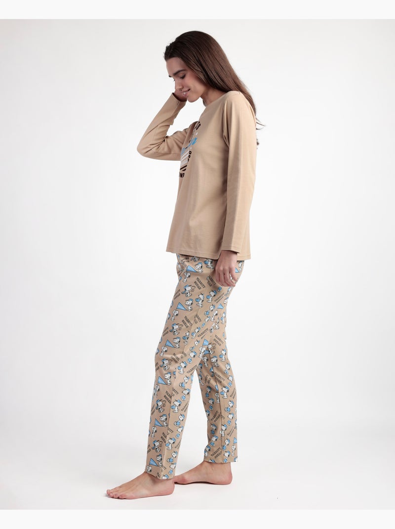 PEANUTS Pijama Manga Larga Varsity Squad para Mujer Camel - Kiabi