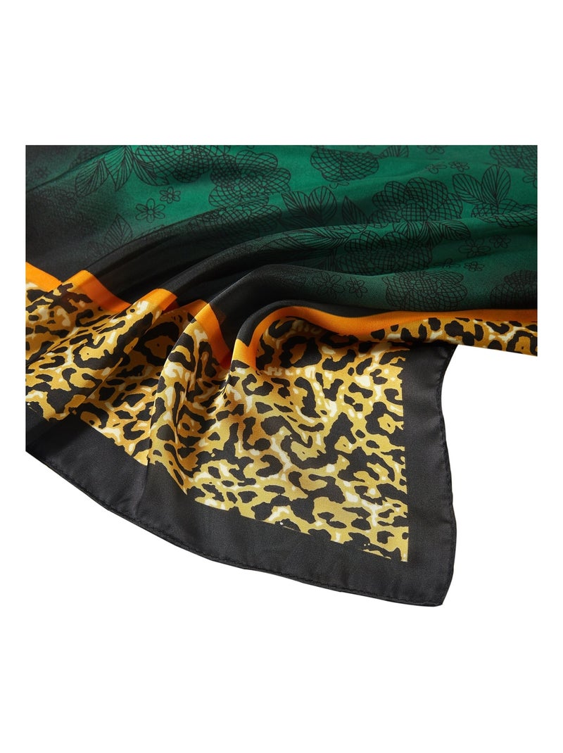 Pequeño Pañuelo de Seda Cheetah Cléo Verde - Kiabi