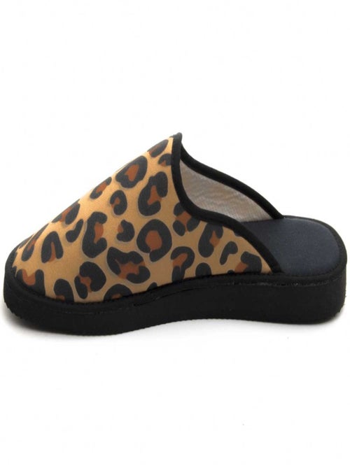 PESOPLUMAkLEOc /  / ZAPATILLA DESTALONADA DE - Kiabi