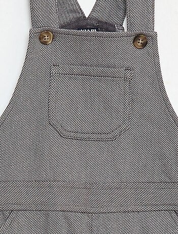 Peto largo de twill con bolsillo en el pecho