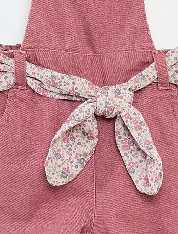 Peto largo de twill con cinturón de gasa de algodón