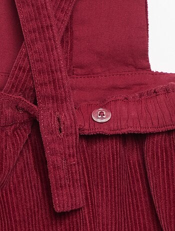 Peto vestido de pana