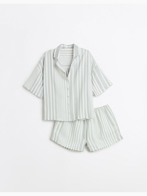 Pijama a rayas, MO Fashion - Kiabi Pijama a rayas, MO Fashion - Kiabi