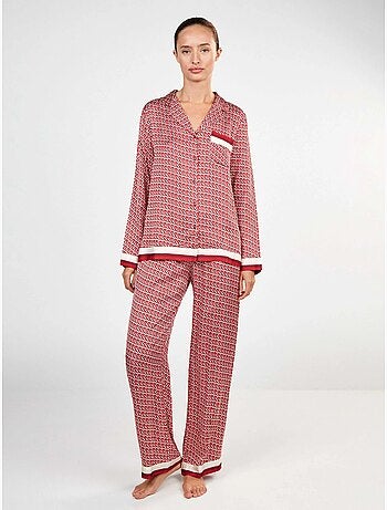 Pijama camisero con monograma estampado