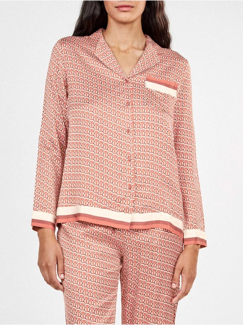 Pijama camisero con monograma estampado - Kiabi Pijama camisero con monograma estampado - Kiabi