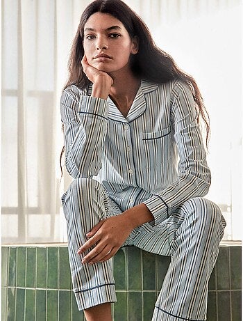 Pijama camisero de rayas con vivos a contraste