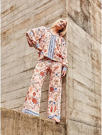 Pijama camisero estampado manga abullonada y pantalón palazzo