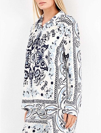 Pijama camisero largo estampado paisley en polar elástico