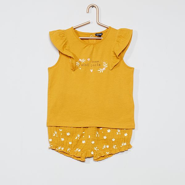 pijama amarillo bebe