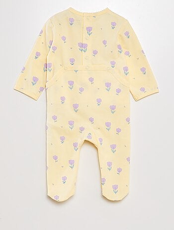Lote de 3 pijamas bebé talla 6-9 meses de segunda mano por 8 EUR en  Caravaca de la Cruz en WALLAPOP