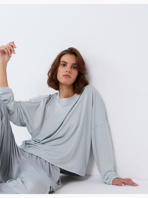 Pijama de punto a rayas, mo fashion - Kiabi Pijama de punto a rayas, mo fashion - Kiabi