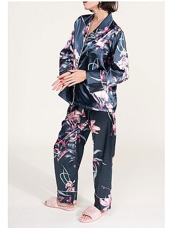 Pijama de satén fluido Kebello