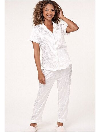 Pijama de satén fluido Kebello